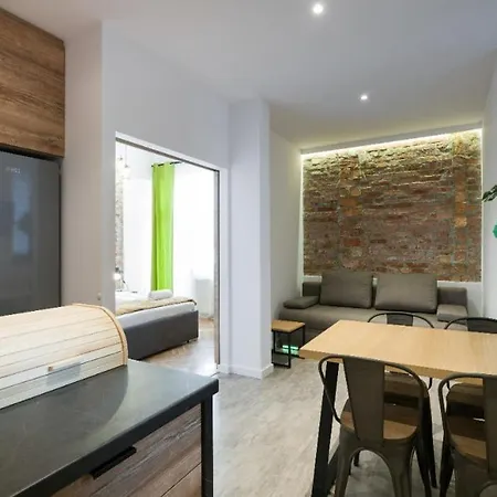 Fancy Apartments With Lift And A/C Краків Екстер'єр фото