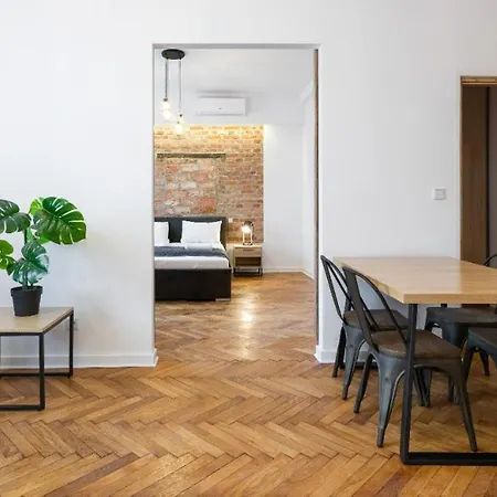 Fancy Apartments With Lift And A/C Краків Екстер'єр фото